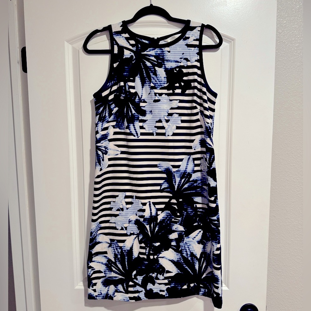 London Times Beach Vacation Dress